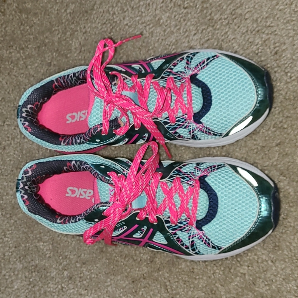 Asics Gel 7.5 women's NWOT